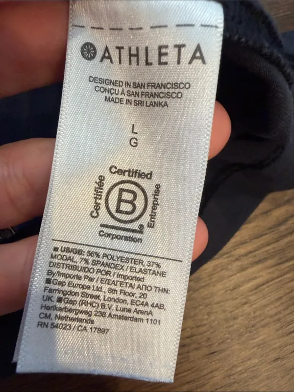 Athleta Gray Long Sleeve Crewneck Tee Size Large - C30-115 - Image 3