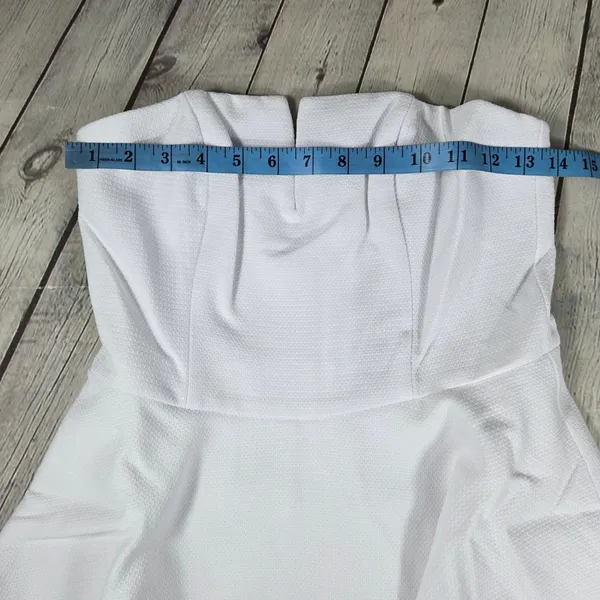 Lulus Where You Are White Strapless Romper Skort Y13152 Small NWT - Image 11