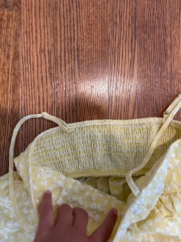 Yellow floral Amazon top  - Image 2