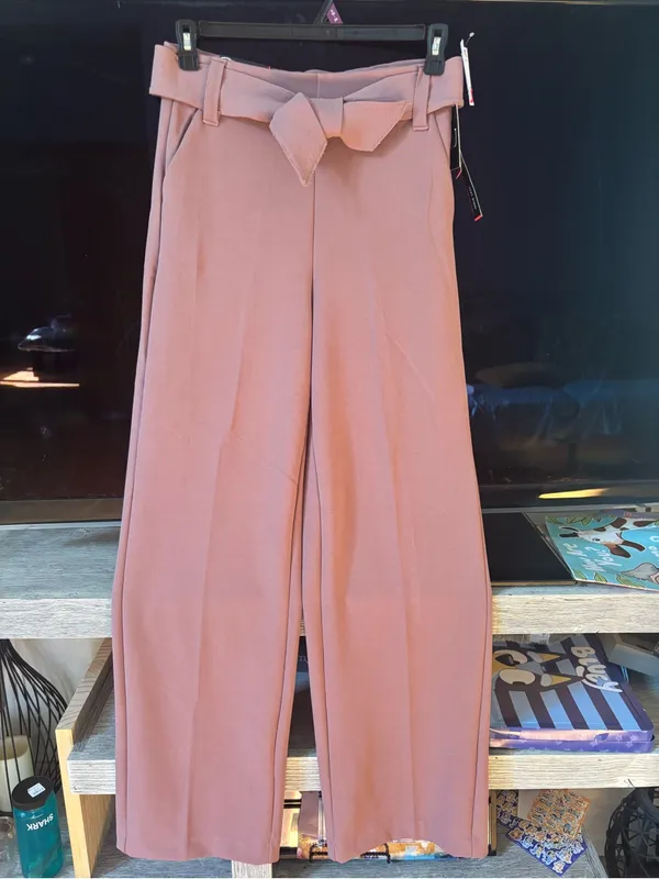 High-Rise Wide Leg Tie-Waist Pants in Mauve - Image 2
