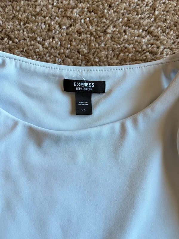 Express Tank Top - Image 2