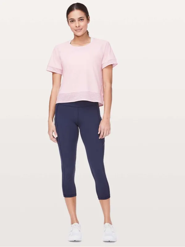 New With Tags Lululemon Stripe in Stride Short Sleeve Sz 10 - Image 4