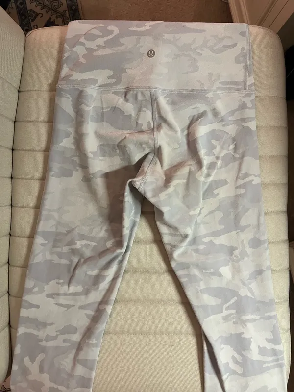 Lululemon White Camo Wunder Under Leggings High-Rise - Image 3