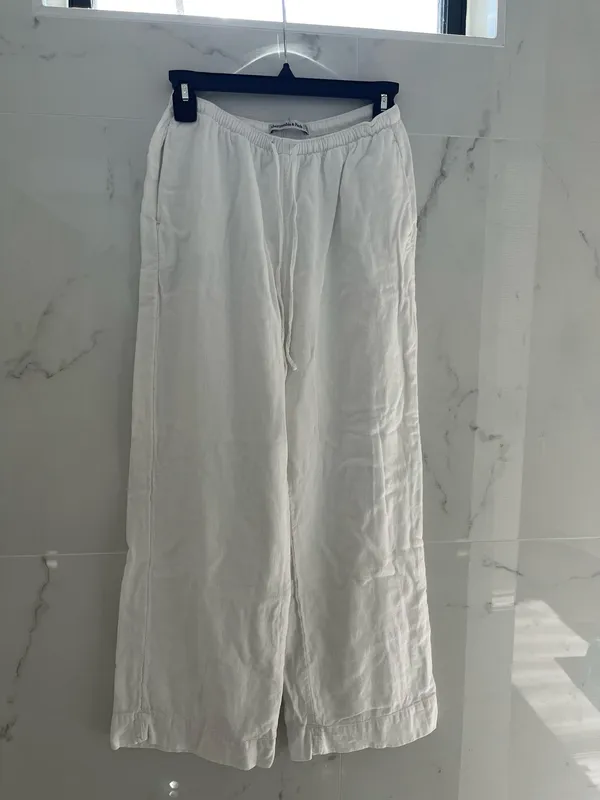 Abercrombie Linen Pants - Image 2