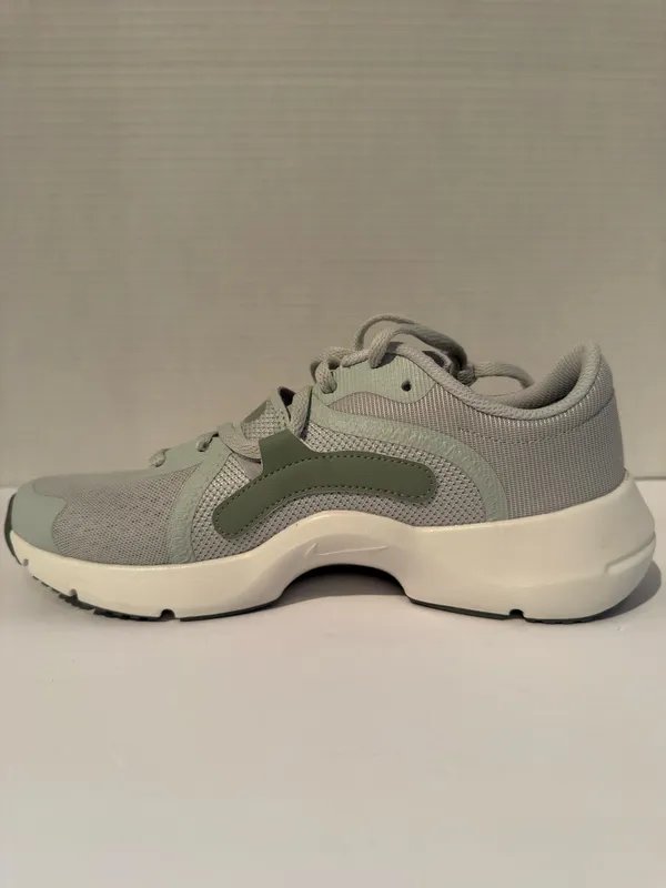 Nike Women’s In-Season Trainer size 6.5W - Image 5