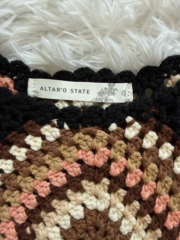 Altar’d State Crochet Cropped Top - Image 2