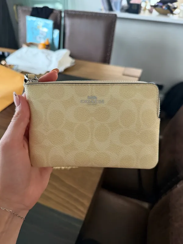 Butter Yellow Coach Wristlet - Image 3