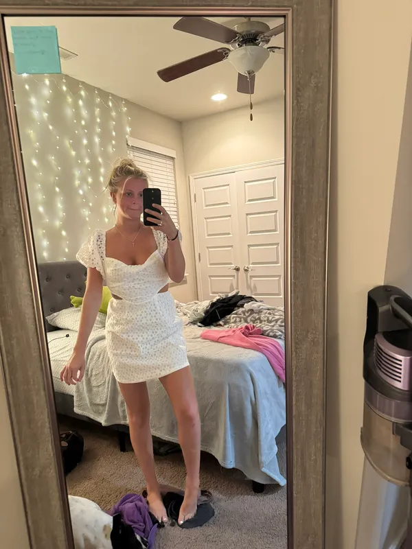 Selfie Leslie Dress - Image 5