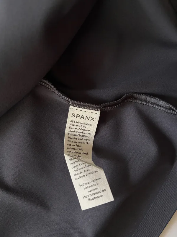 NWT! SPANX Gray Active Peplum Tank - Image 5