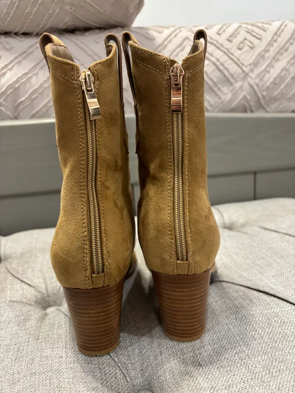 Suede Cowboy Boots Brown Size 8 - Image 3
