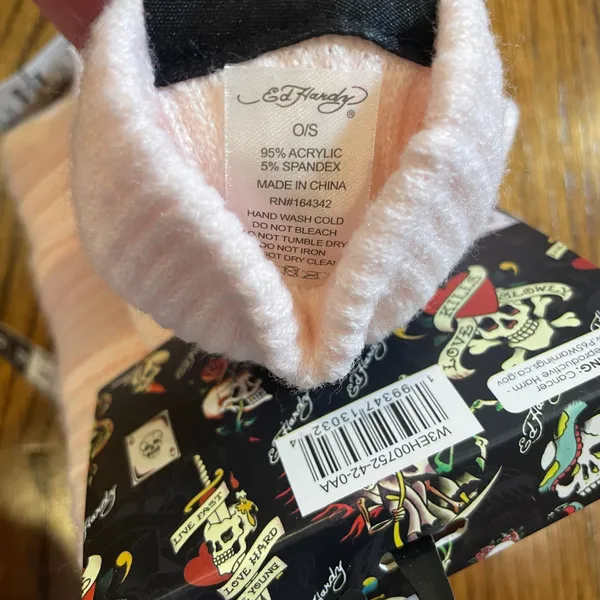 Ed Hardy Pink Headband and Glove Set O/S - Image 2