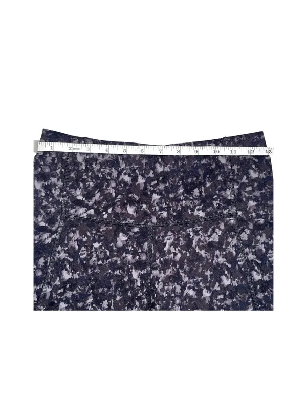 All In Motion Biker Shorts Gray Black Marble Print Pockets Size Small - Image 2