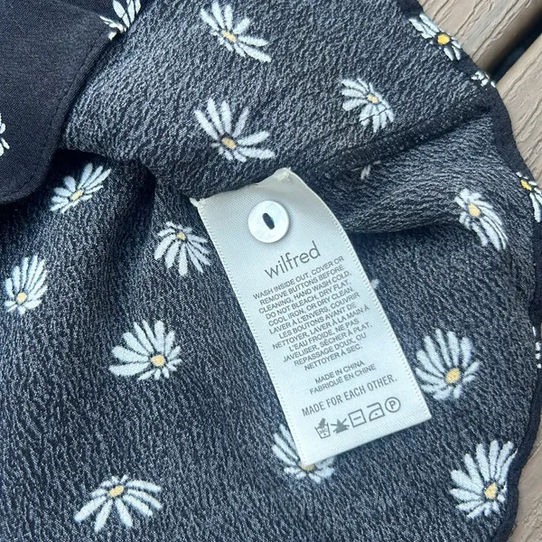 Aritzia‎ Wilfred Daisy Long Sleeve Top - Image 7