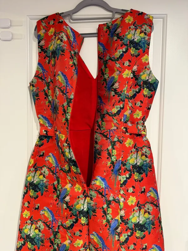 Hutch Anthropologie Alannah Mini Dress Size 8 Red Parrot Tropical Floral Belted - Image 8