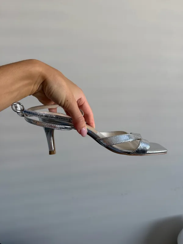 DV by Dolce Vita Becki Heels - Image 3
