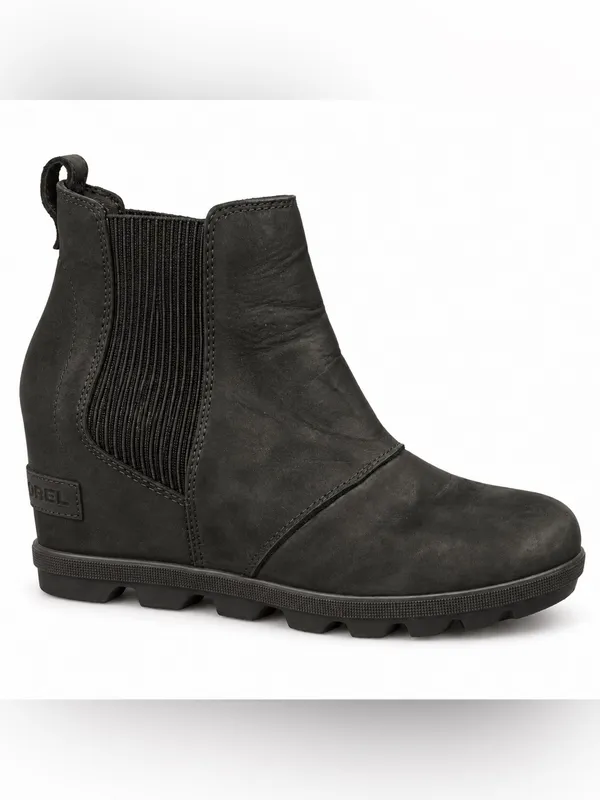 Sorel black wedge Chelsea ankle boots in very good preowned condition. - Image 6