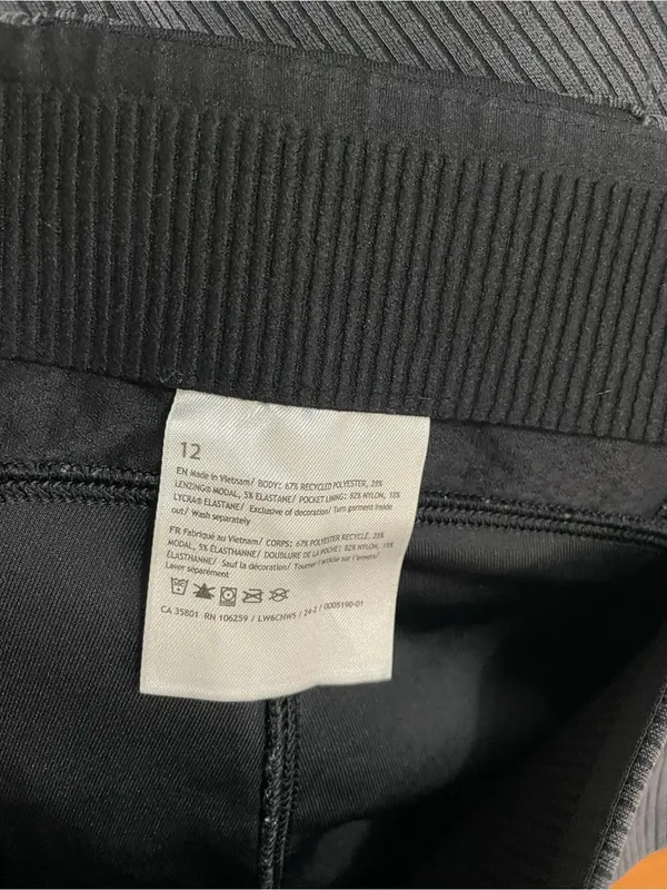lululemon Ribbed Softstreme Zip leg High Rise Cropped 25” Pants Black Size 12 - Image 9