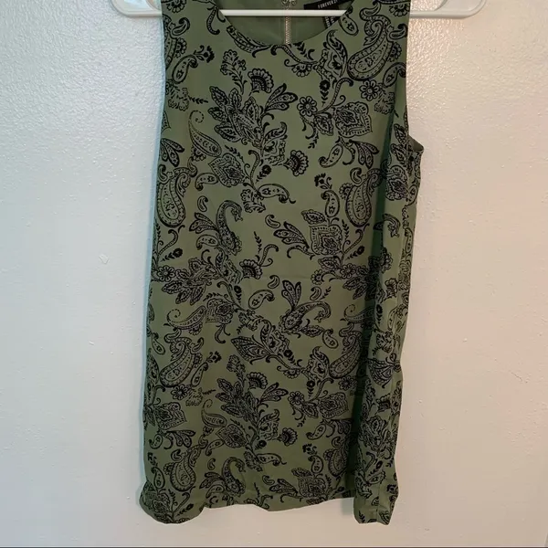 Forever 21 Womens Size XS Sleeveless Swing Dress Green Black Paisley Exposed Zip - Image 4