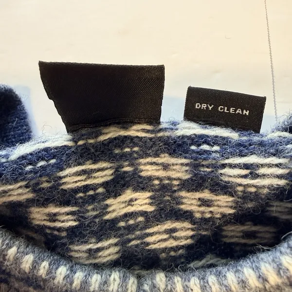 SKYR Norwegian Wool Sweater Cardigan Blue Fair Isle Front Metal Clasps MEDIUM - Image 10