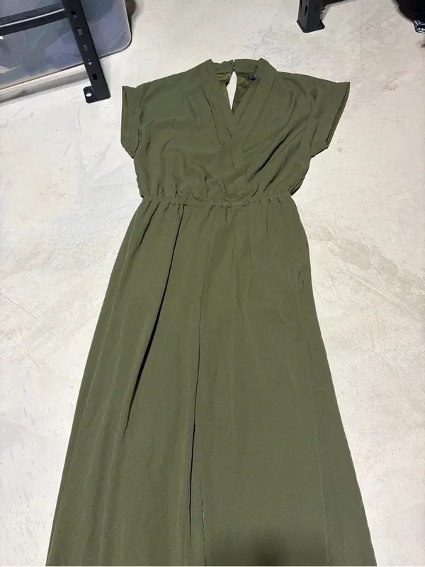 Lulus undeniable success green long jumpsuit small - Image 4
