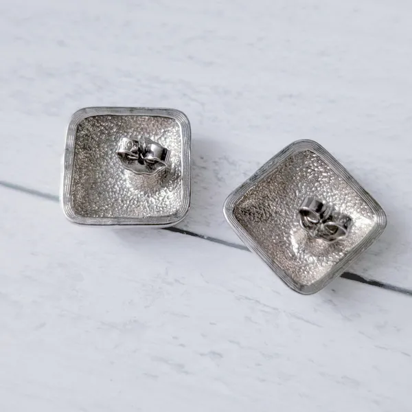 Vintage Stud Earrings Silver Tone & Cream Enamel Square - Image 8
