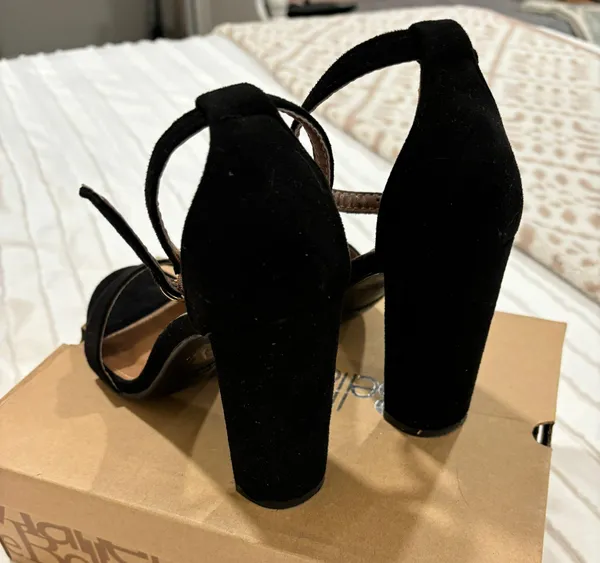 Bella Marie Black Heels - Image 2