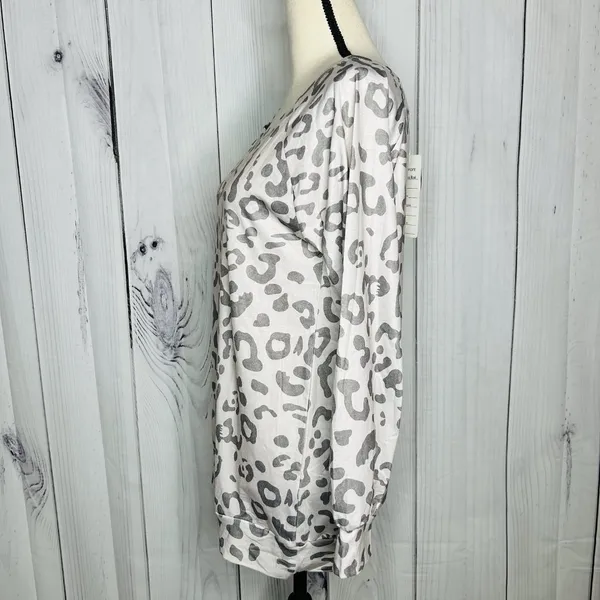 NWT Leo Rosi Womens Animal Print Pajama Sleepwear Set Sz S Gray Long Sleeve - Image 5