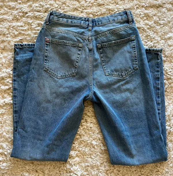 BDG Urban Outfitters High Rise Mom Jeans - Image 4