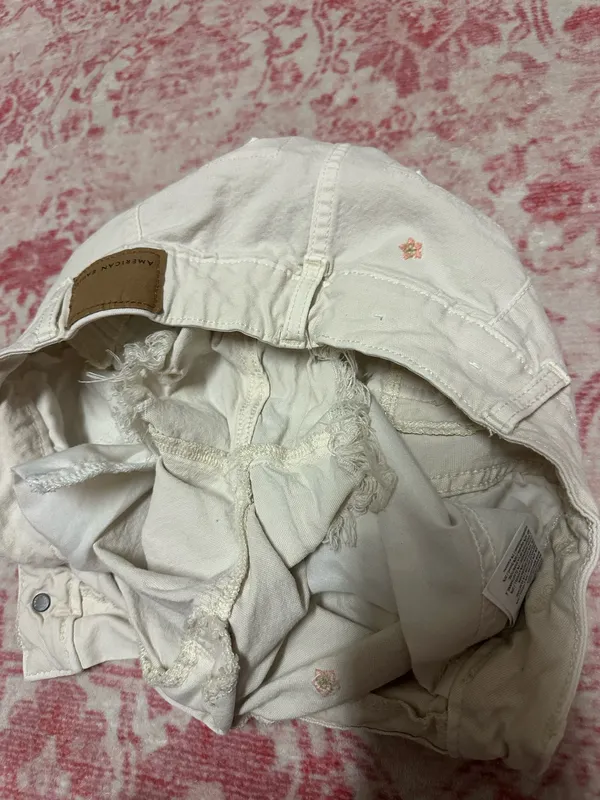 American Eagle Outfitters Shorts - Image 4