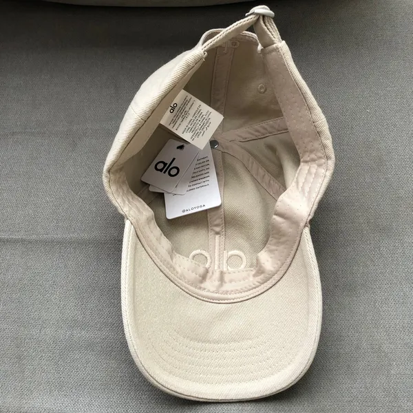Alo Yoga Washed Off-Duty Cap Sand Dollar - Image 8