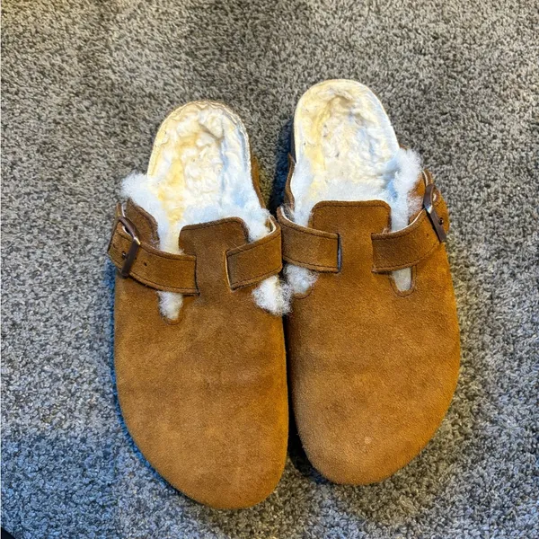 Birkenstock Shearling Bostons - Image 4