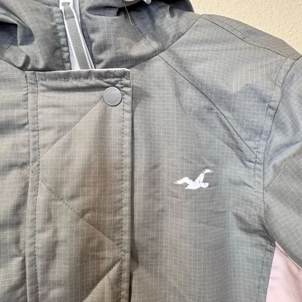 Hollister All Weather Hooded Windbreaker Jacket Size M Gray Pink - Image 7