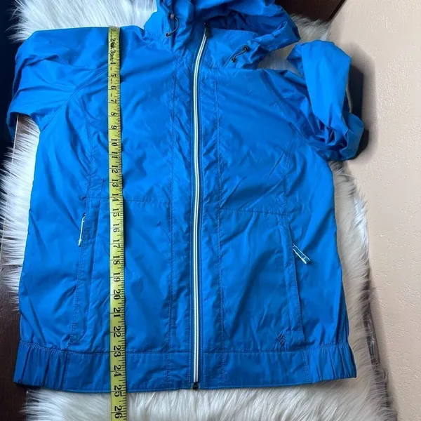 Columbia Omni-Shield Blue Outdoor Packable Windbreaker Rain Jacket Size Medium - Image 10