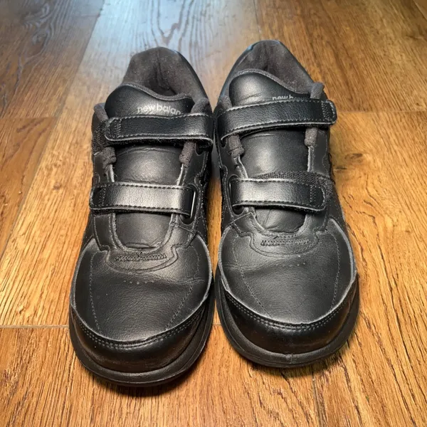 New Balance 577 Womens Size 8 2A Walking Shoes Black Leather Hook Loop WW577VK - Image 2