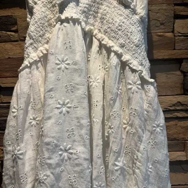 Aerie White Eyelet Crossover/Halter Dress Size L - Image 3