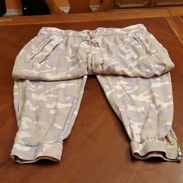 COPY - Cato Joggers Size 22/24W - Image 2