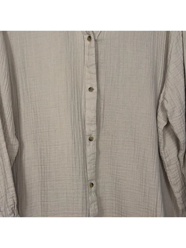 Old Navy XL Beige Long Sleeve Button-Up Shirt - Image 3