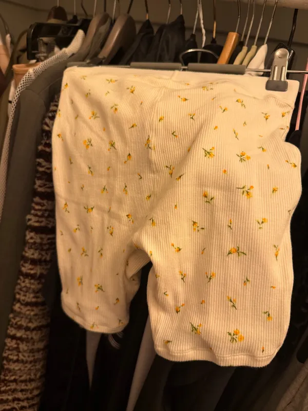 SKIMS | Intimates & Sleepwear | Skims Limited Edition Marigold Rosebud Print Box - Image 5