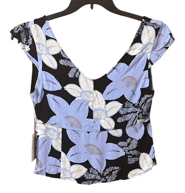 NWT Free People ‘Into The Groove Floral Cropped Blouse’ - Image 2