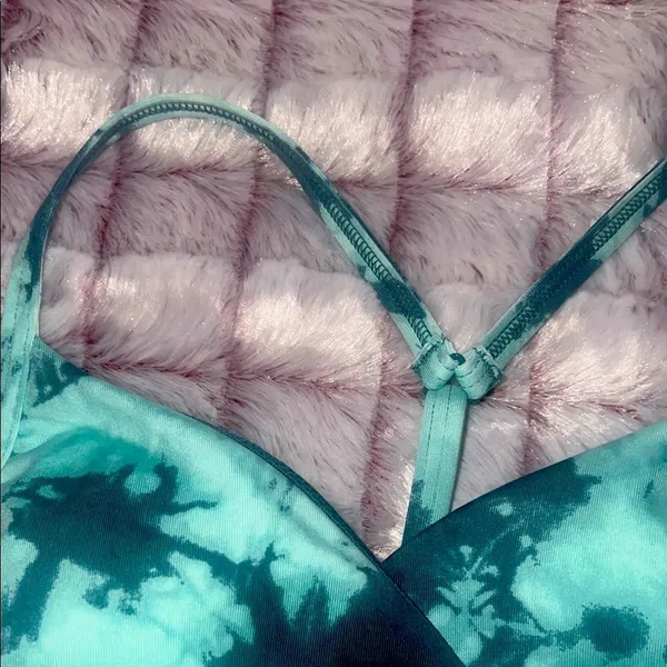 PINK Victoria's Secret‎ Green Sports Bra Intimates - Image 7