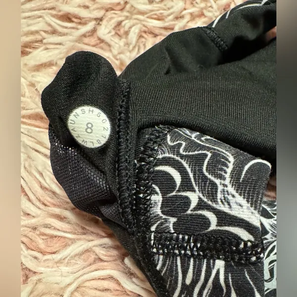 Lululemon sports bra - Image 3