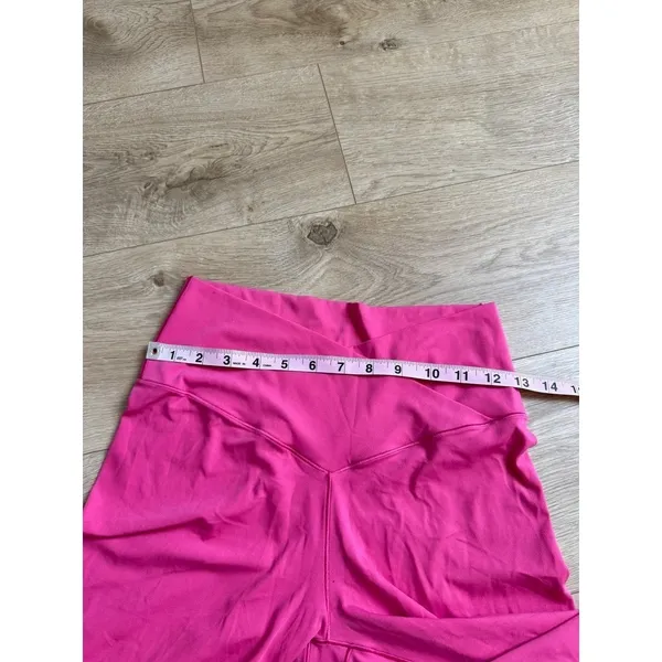 EUC OFFLINE By Aerie Real Me High Waisted 7/8 Crossover Legging PINK size L - Image 7