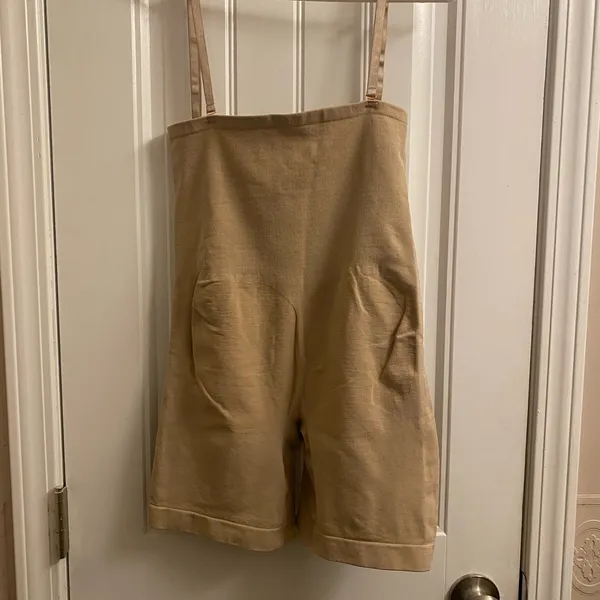 Seamless High-Waist Shapewear in Beige NWOT - Image 3