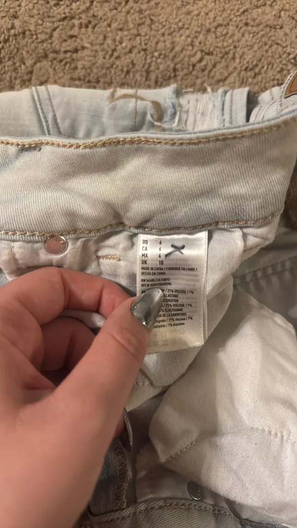 Light Wash American Eagle Shorts - Image 4