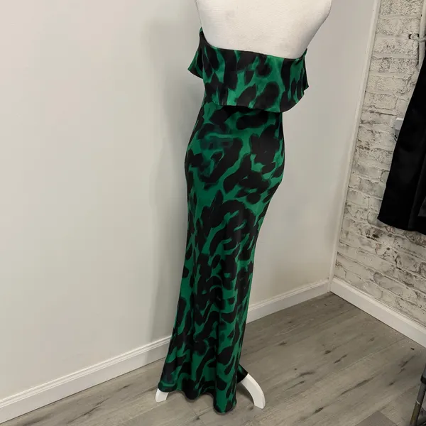 Forever 21 Women’s green black maxi dress ruffle strapless size small gown - Image 5