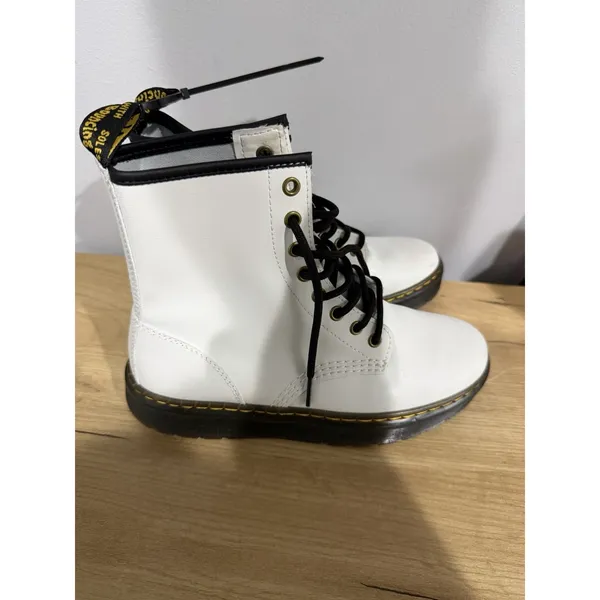 Dr. Martens WOMAN AIR WAIR ZAVALA COMBAT BOOTS - SIZE 6 - Image 4