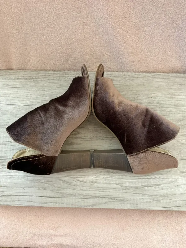 Steve Madden Kaitt Brown Velvet Velour Peep Toe 3.5” Stacked Block Heel 9 - Image 5