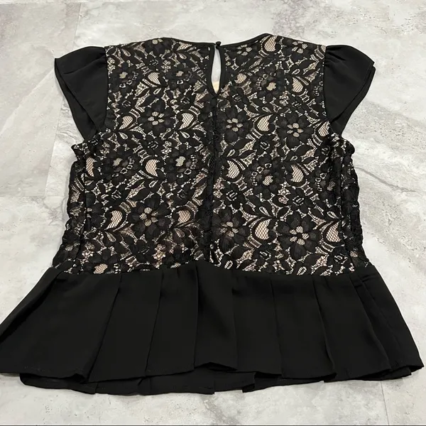 Express Illusion Peplum Lace Top Size Small‎ S Cap Sleeves - Image 3