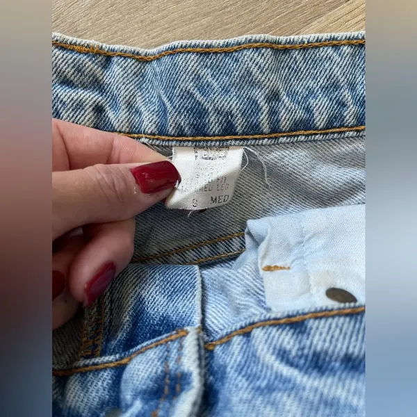 Levi’s denim shorts - Image 3