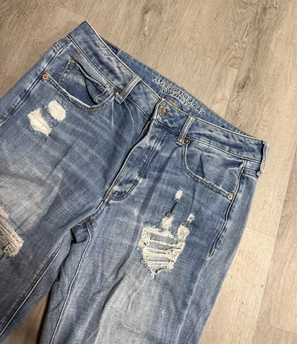 American eagle tomgirl jeans  - Image 6